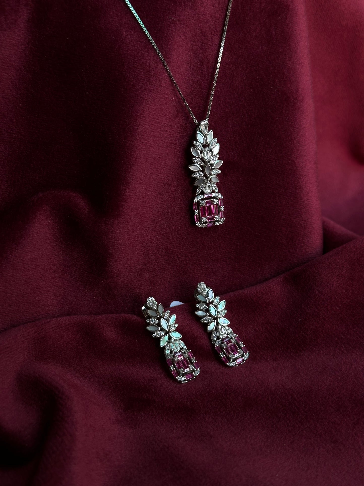 Celestial Harmony: Pendant Set
