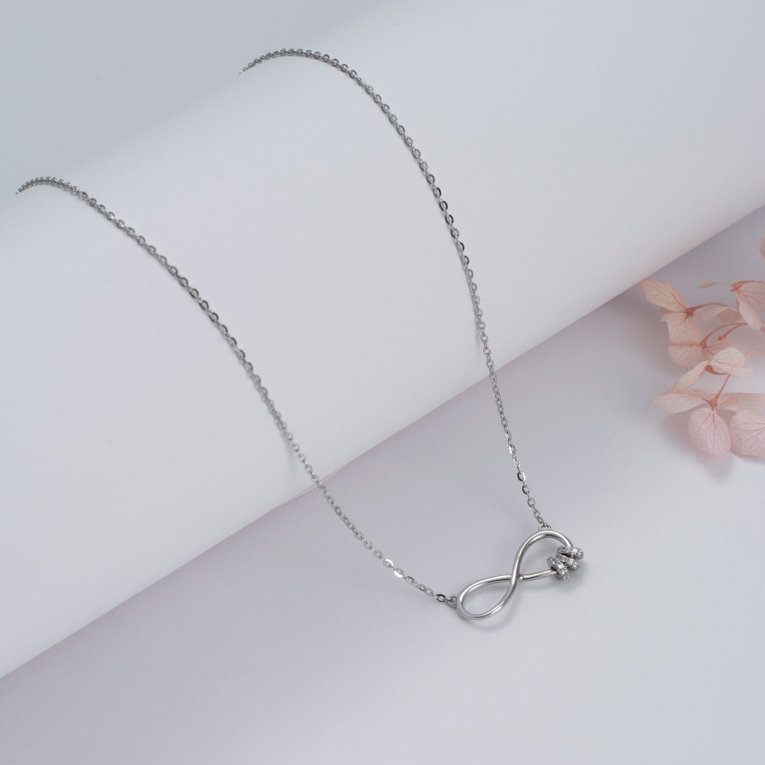 Chain Pendent