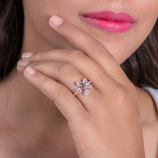 Rose Gold Star Ring with Diamond Accents