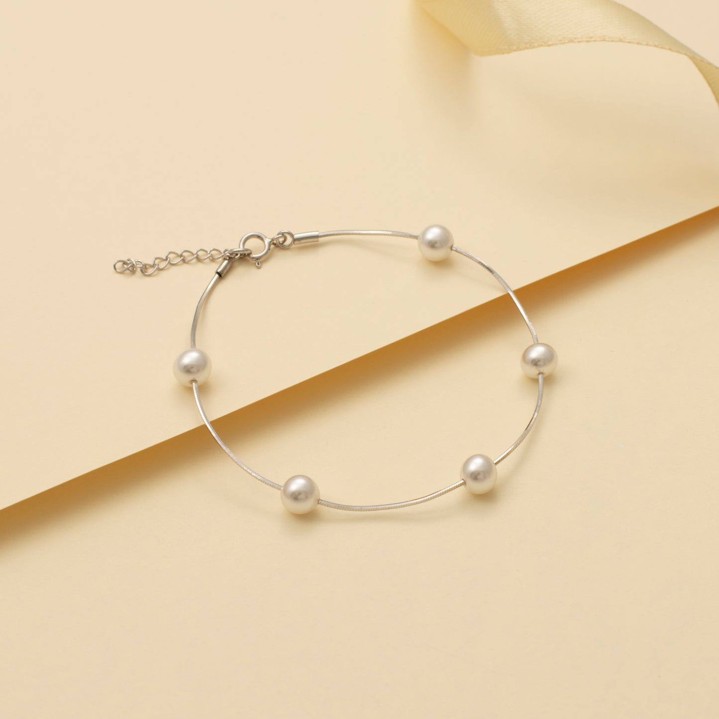 Minimalist Silver Pearl Bracelet