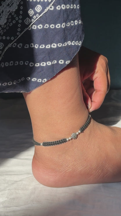 Thread Anklet
